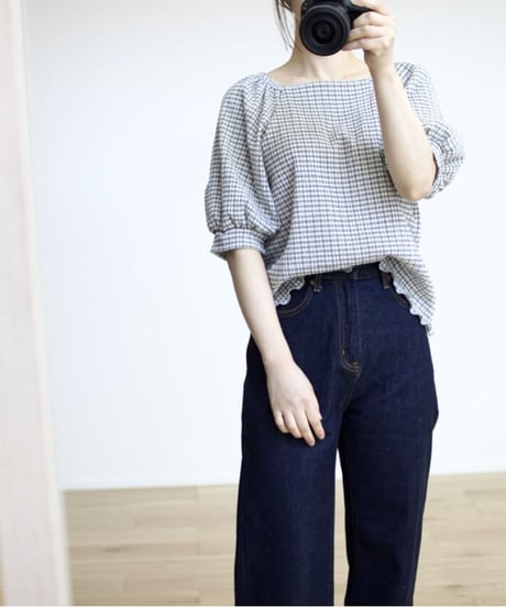square neck cut&sew