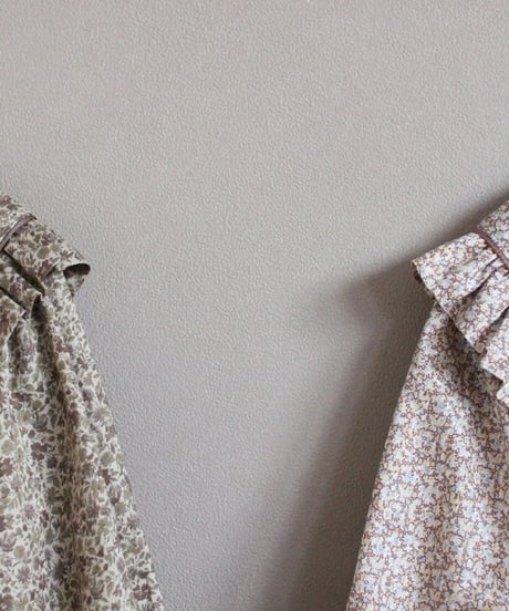 Round yoke  tunic