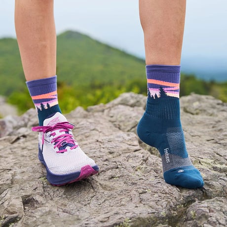 【Feetures】ELITE LIGHT CUSHION MINI CREW PurpleAurora