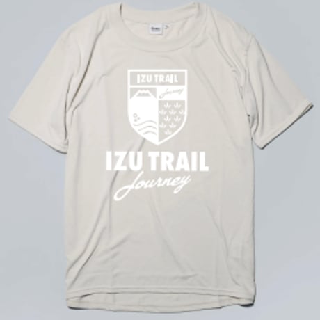 【IZU TRAIL Journey】 Emblem Tee 2024 ベージュ