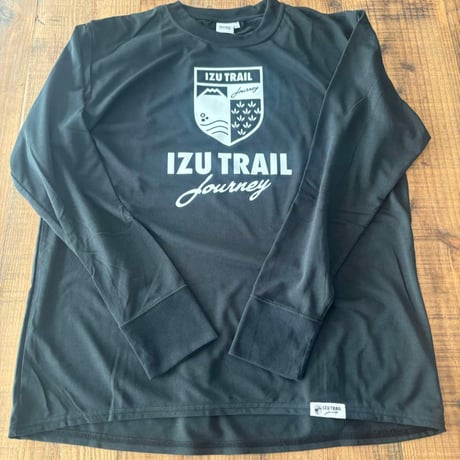 【IZU TRAIL Journey】Emblem LS Tee  2024 ブラック