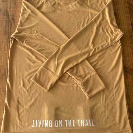【IZU TRAIL Journey】Emblem LS Tee  2024 コヨーテイエロー