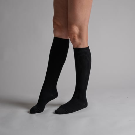 MERINO-WOOL CHEWY HIGH-SOCKS-BLACK