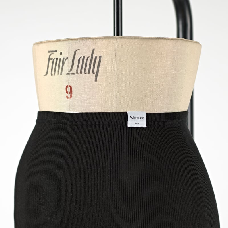 SILK RIB LEGGINGS【BLACK】Size M-L | lesbutte