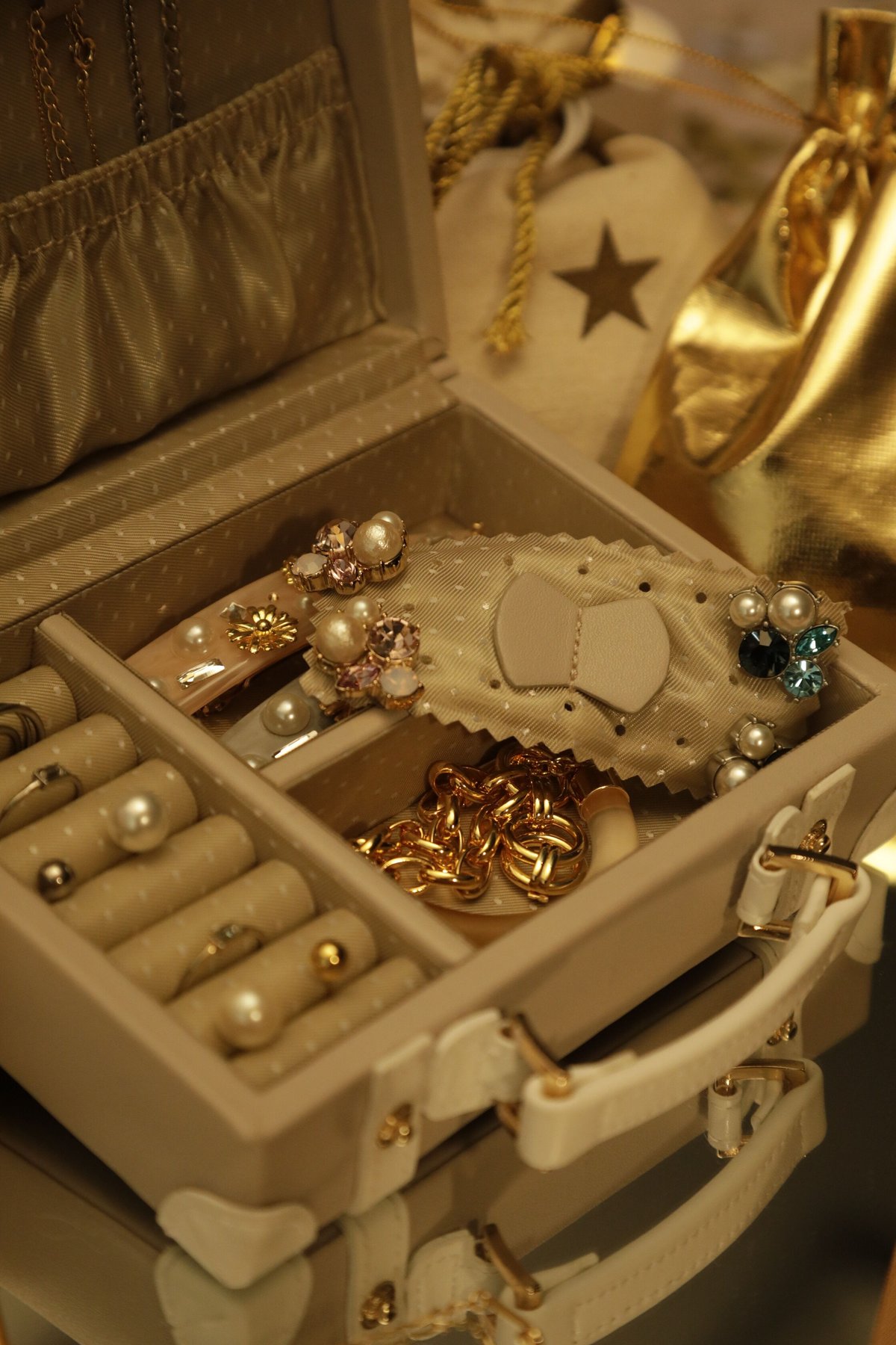 【新品未使用】BOX&NEEDLE Jewelry Box ジュエリーボックス 2025年最新】BOX&NEEDLE 小物入れの人気アイテム - メルカリ