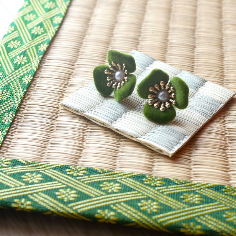 梅の花ピアス・イヤリング オーダー受付 梅ピアス/イヤリング | iwasaki.tatami