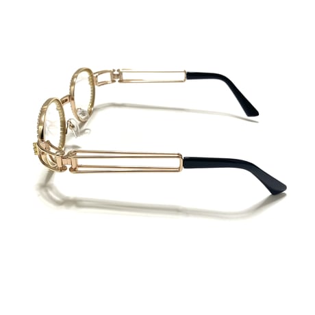 SUNGLASSES