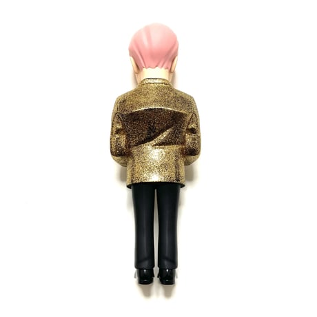 G-DRAGON FIGURE