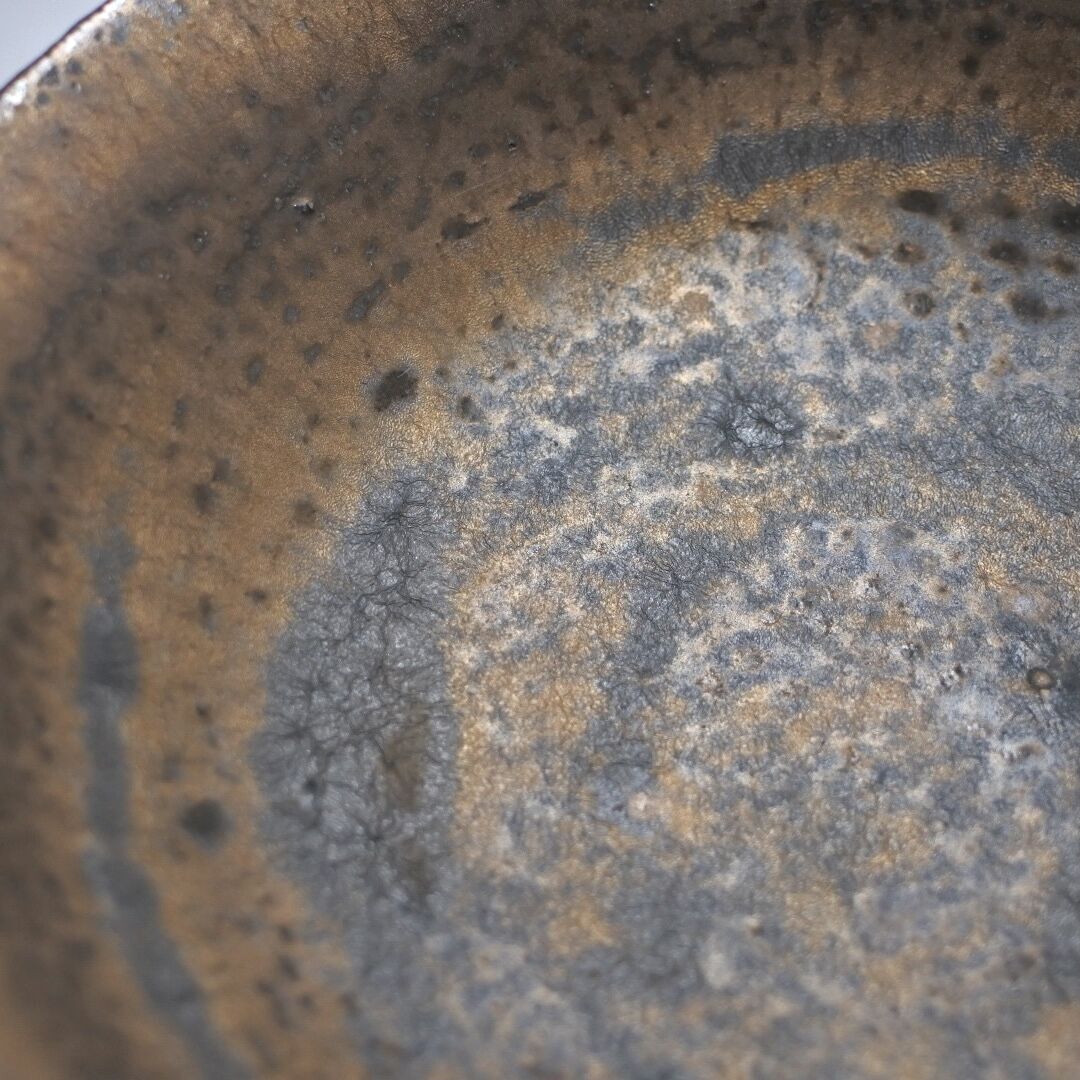 錆釉焼締輪花鉢 | 弘法窯 Umihiko Tsukimura