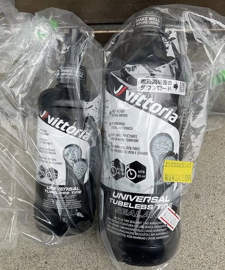 UNIVERSAL TUBELESS TIRE SEALANT