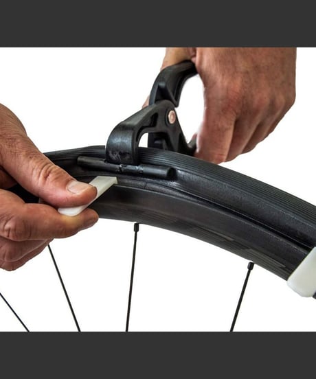 VITTORIA ROAD TUBELESS TOOL KIT入荷未定