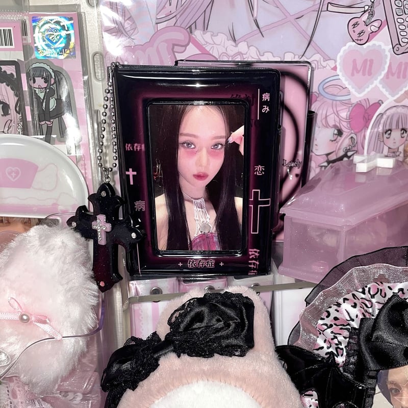 ♡°｡ love holic 依存症 1段タイプ コレクトブック トレカケース