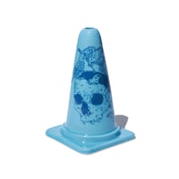 SUZUME - PYLON FLOWER VASE