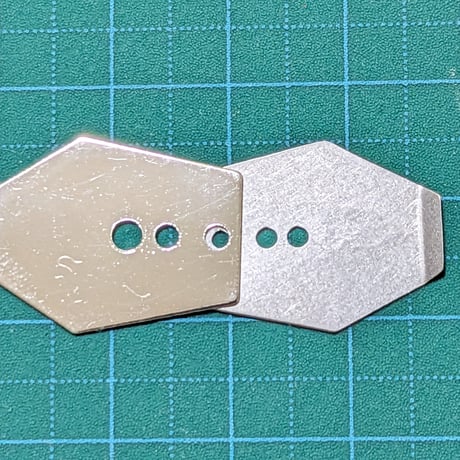 ジジジジジ・黒田プロ推奨スナップ取付済【アントブレード】　小型チャターベイト用『極小・極薄・軽量』チューニングブレード