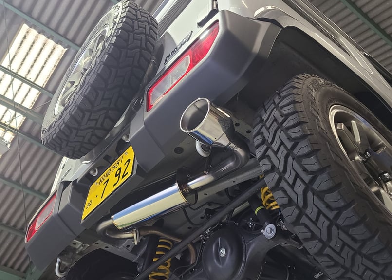 ジムニー JB64W オーバル 右出し 車検対応REV-20 | gachizon