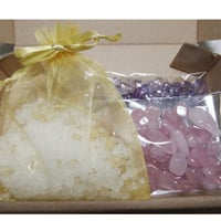 【高品質・限定１セット】シトリン入りヒマラヤ岩塩＆マダガスカルローズクォーツ＆アメジスト３点ギフトセット