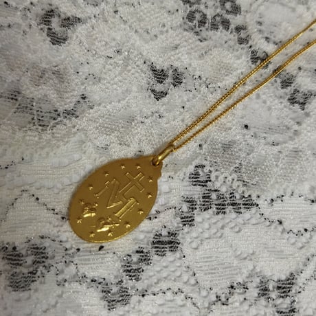 【Mサイズ】不思議のメダイ正規品付ネックレス／*＊存在感あるメダイがアクセントに*＊