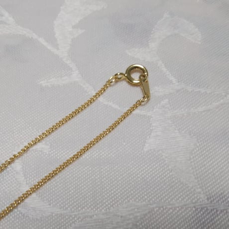 桃色がやわらかな小さなメダイネックレス～優しさの向上、あなた自身に優しさを～
