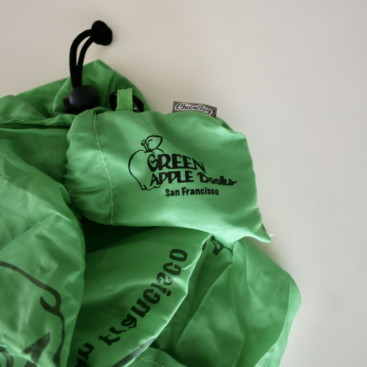 GREEN APPLE Books オリジナル FOLDING BAG | aen by za