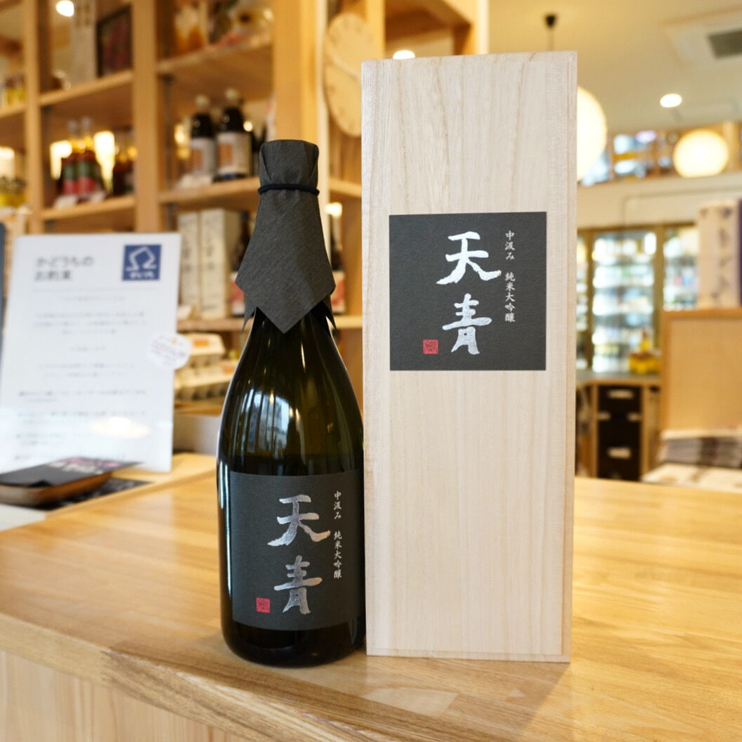 天青 中汲み 純米大吟醸 720ml【ギフト対応可／桐箱入りの為別途箱の