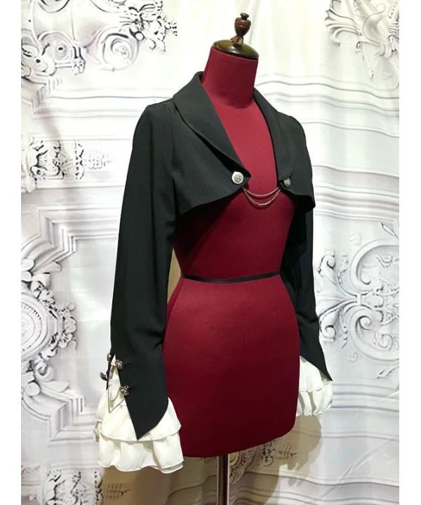 エンブレムチェーン付き姫袖ショートジャケット：黒×白フリル ATELIERPIERROT...