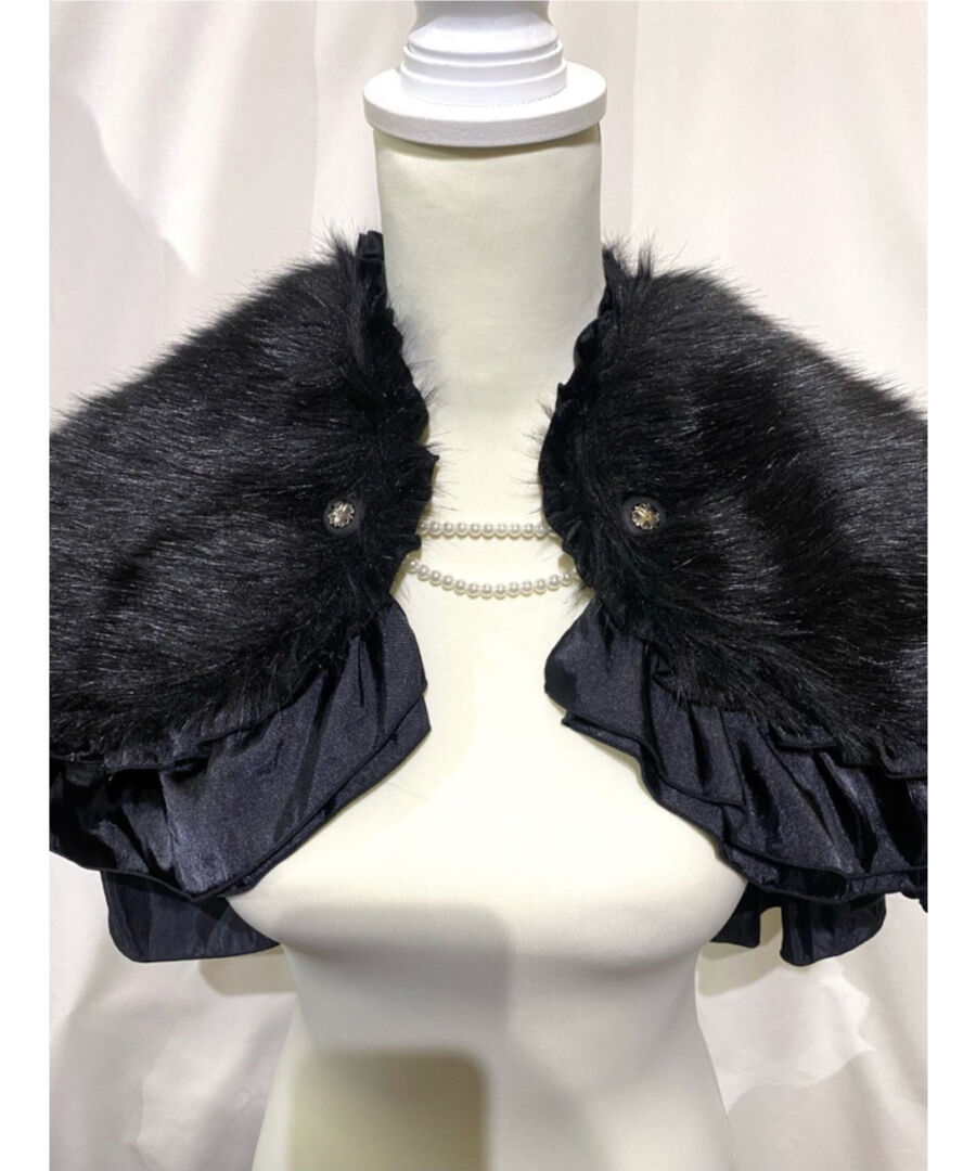 MARBLE】マーブル パールチェーン飾り付きラグジュアリーファーケープ  