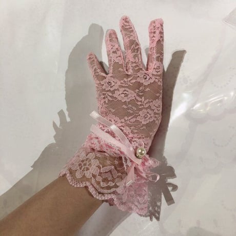 【MARBLE】マーブル　モチーフ付き花柄レース地ショート手袋：ピンク×白パール　Floral Lace Short Gloves with Motif
