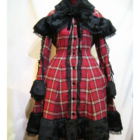 【MARBLE】マーブル　スタンドファー付きヴィクトリアンコート：黒赤チェック　Fur Trim Stand Collar Victorian Coat