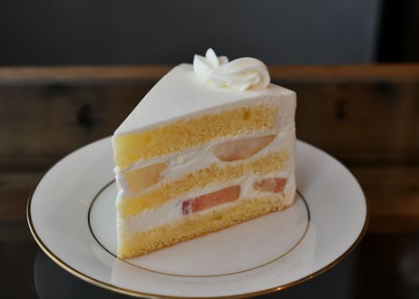 【店頭受け渡し】白桃のショートケーキ4号《10:00〜18:00》