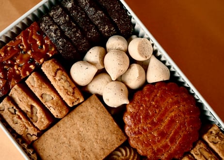 ポケドール クッキー缶 お菓子缶 2013 レア ブイズ CATEGORY クッキー