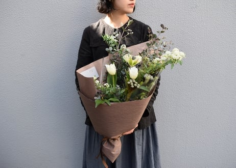 【店頭受け渡し】姉妹店pivoine 季節の花束 Lサイズ
