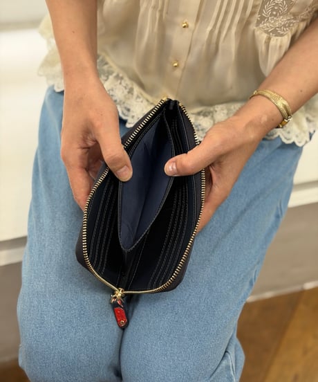 【現物】テキスタイルぺたんこ長財布(ごろごろいちご)