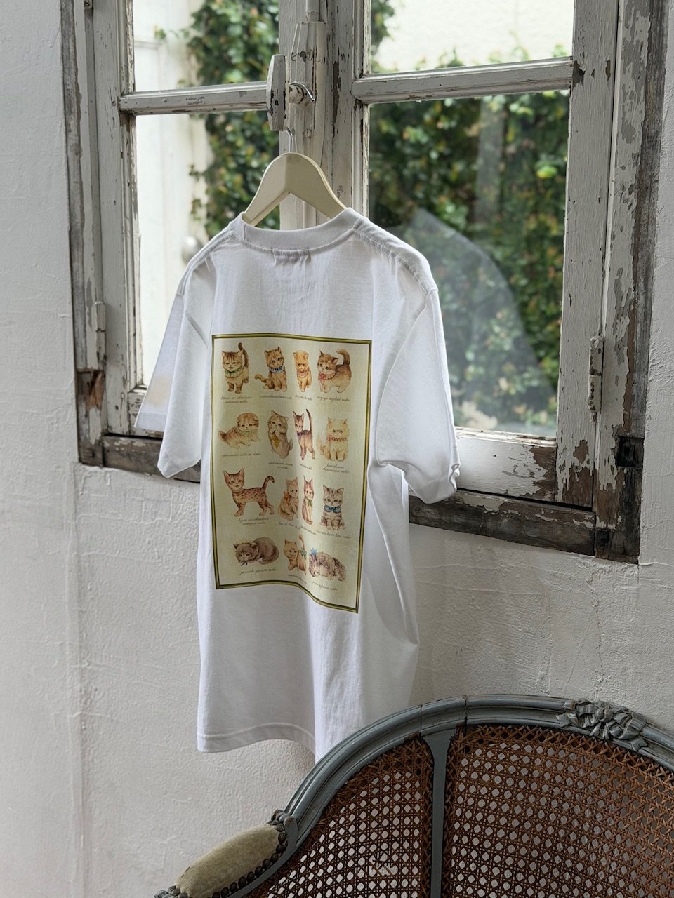受注・M】ペタペタこねこ図鑑Tシャツ | yukiemon