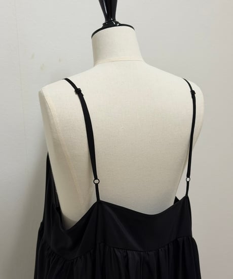 【受注・フリーサイズ】たっぷりキャミドレス ・ブラック