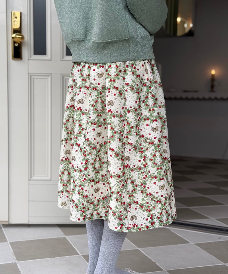 受注【Mのみ】レーシー丈短めスッキリスカート | yukiemon