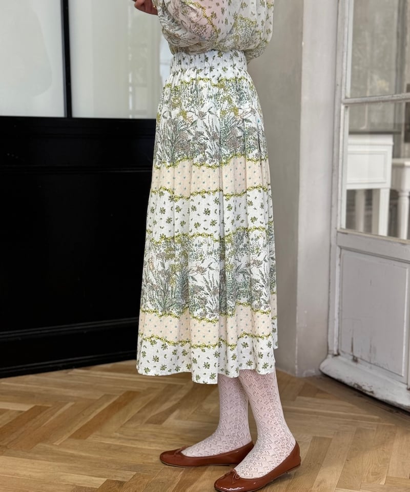 新品ユキエモン リボンボーダーワンピース Mサイズ ミルク ⭐️yukiemon リボンボーダーワンピース 新品 Mサイズ