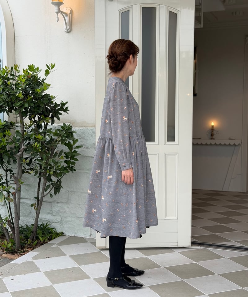 yukiemon スワンテイルワンピース　白3L yukiemon スワンテイルワンピース 白3L 受注【3L】テキスタイルシック