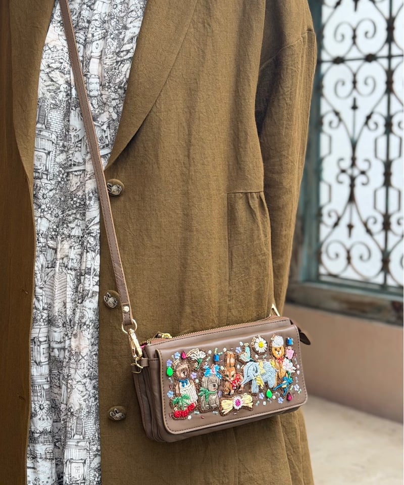 ☆専用☆未使用☆yukiemon☆ぎゅうぎゅうお財布BAG(こげ茶)☆ 現物】蚤の市ぎゅうぎゅうお財布ショルダーBAG (ブラウン) | yukiemon