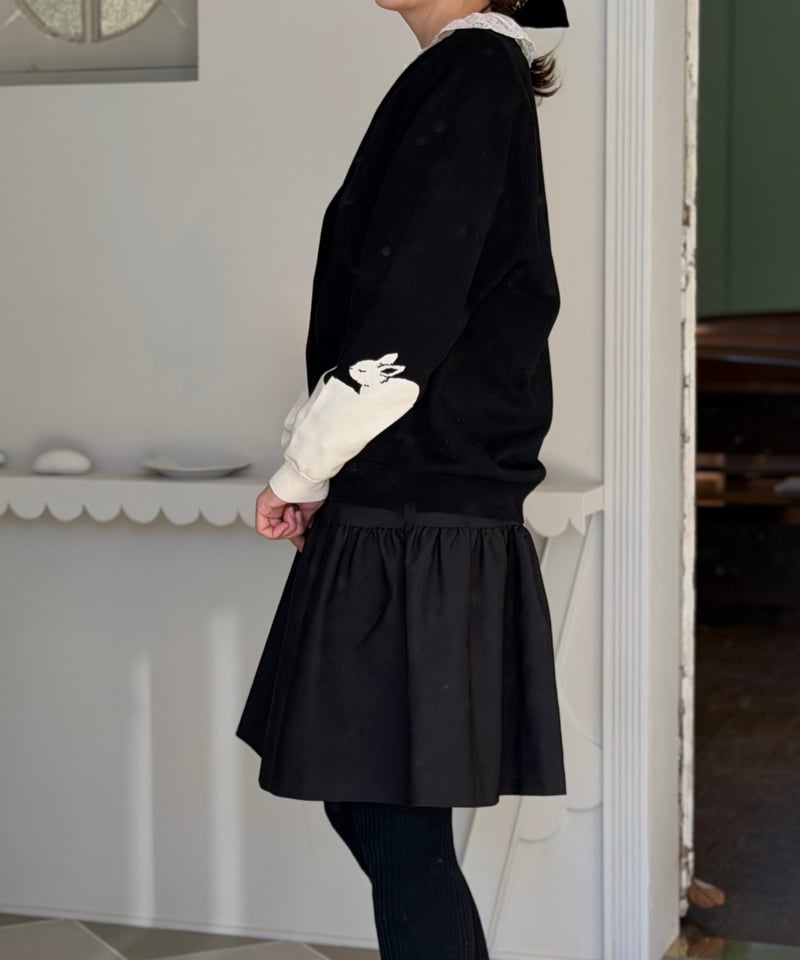 受注・M】シルエットたっぷりVカーディガン | yukiemon