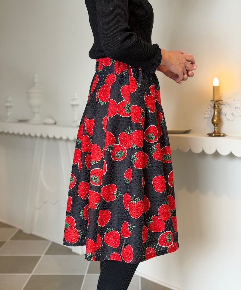 ユキエモンスカート 受注【Mのみ】レーシー丈短めスッキリスカート | yukiemon