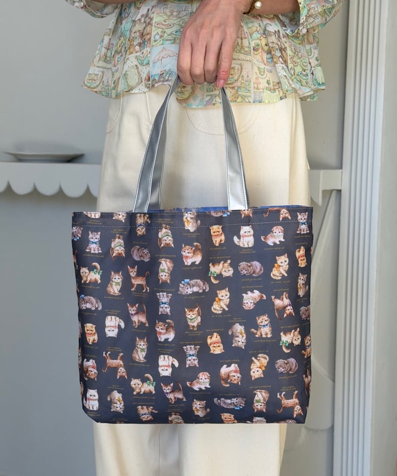 受注】テキスタイルリバートート(こねこ図鑑×うじゃうじゃねこ) | yukiemon