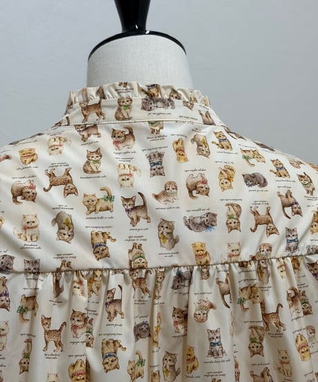 【現物・3L】こねこ図鑑レインブルゾン