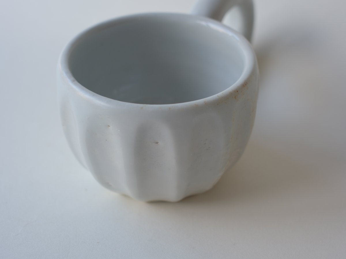 壷田亜矢　白磁　高台　鉢　輪花 壷田亜矢 白磁 高台 鉢 輪花 壷田亜矢 白磁 高台 鉢 輪花