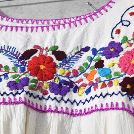 embroidery half sleeve one-piece / 刺繍 半袖 ワンピース