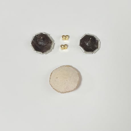 緑のつぶつぶ＊KAOピアス