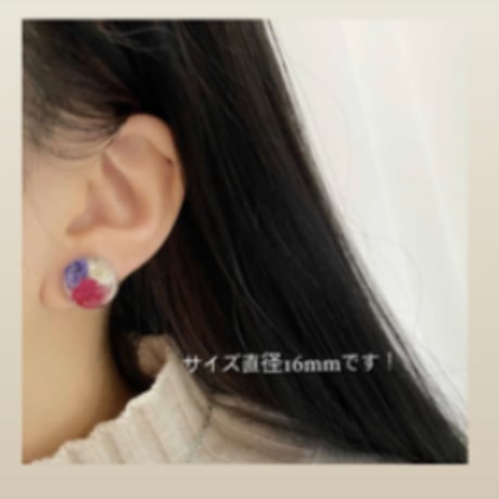 ランダム　金アレ対応！　かすみ草ピアスorイヤリング