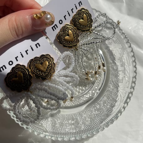 vintage heart x ribbon ୨୧˖*