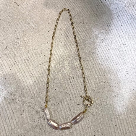 pink perl necklace