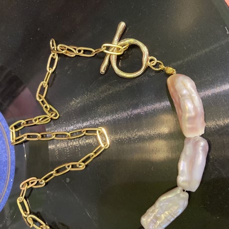 pink perl necklace