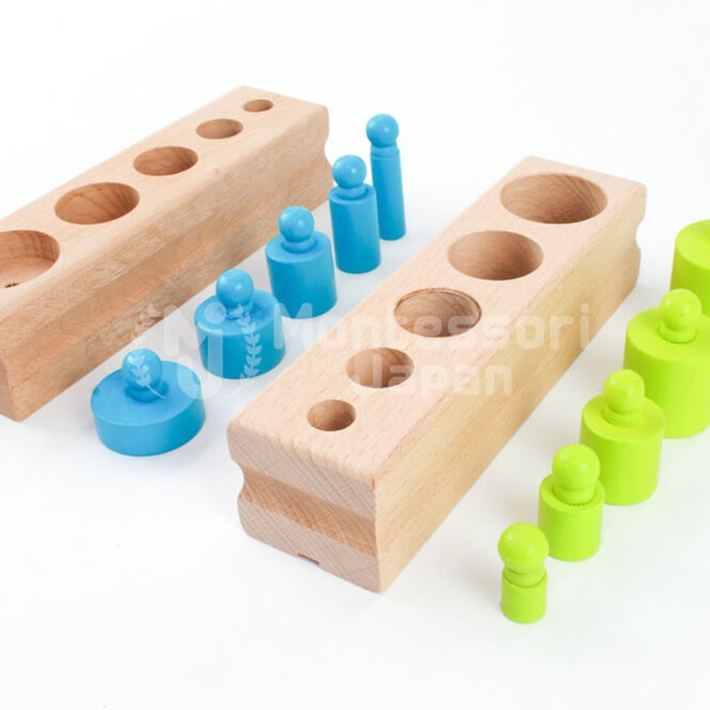 木のおもちゃ 知育玩具 カラー円柱 | Montessori Japan